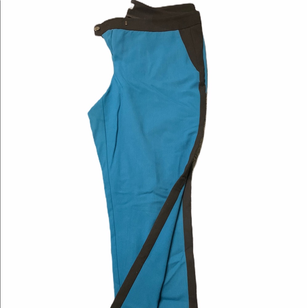 Color blocked pants (Black and Blue)